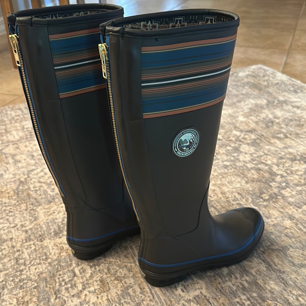 Pendleton Black and Blue Ankle Boots